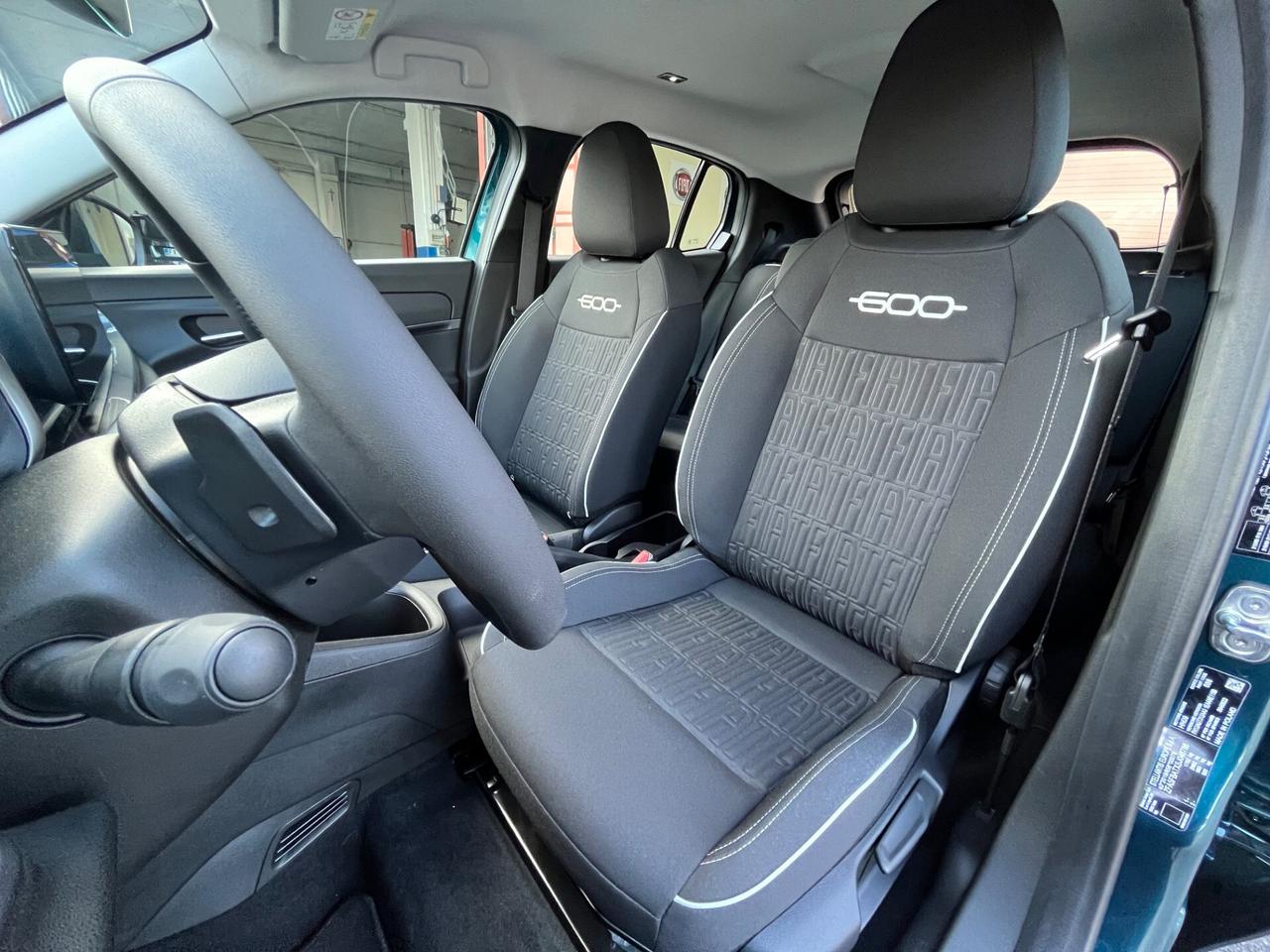 Fiat 600 Hybrid 110 CV Cambio automatico-km0-
