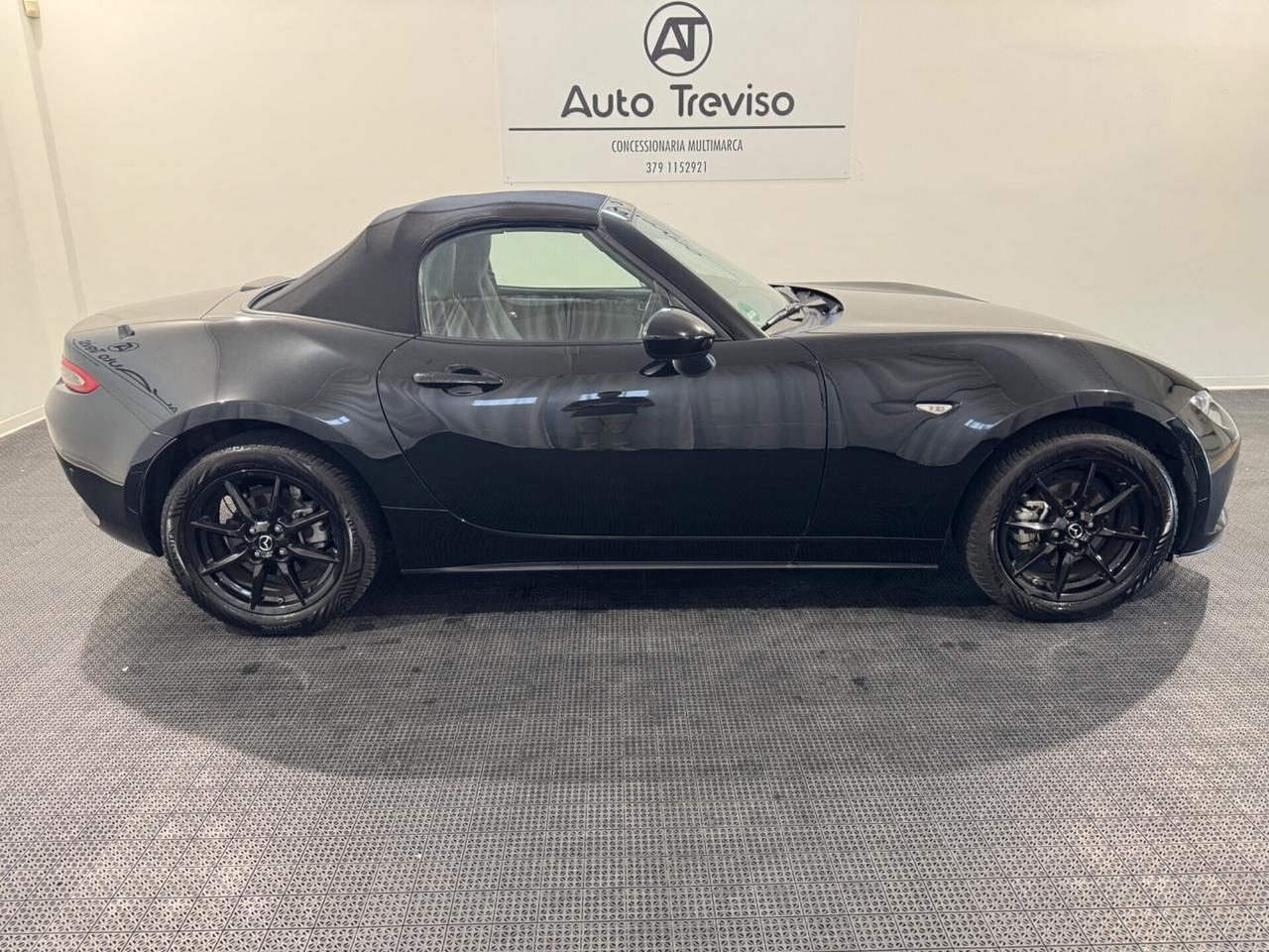 Mazda MX-5 1.5L Skyactiv-G Exceed