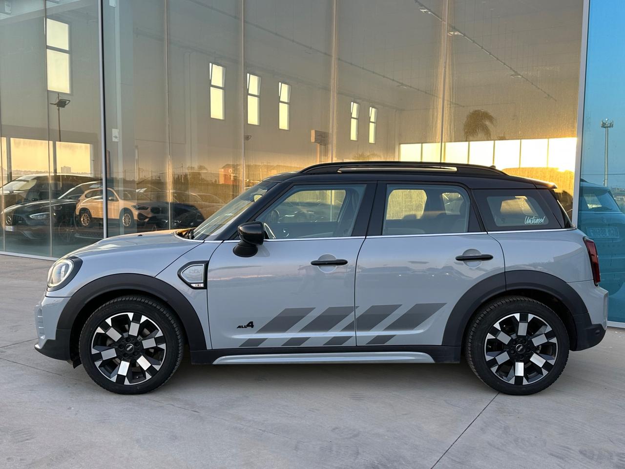 MINI Cooper D Countryman Untamed all4 possibilità noleggio no scorin