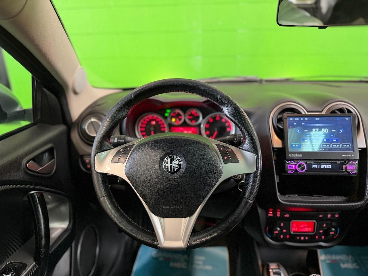 Alfa Romeo MiTo 1.4 105 CV M.air S&S Distinctive Sport Pack