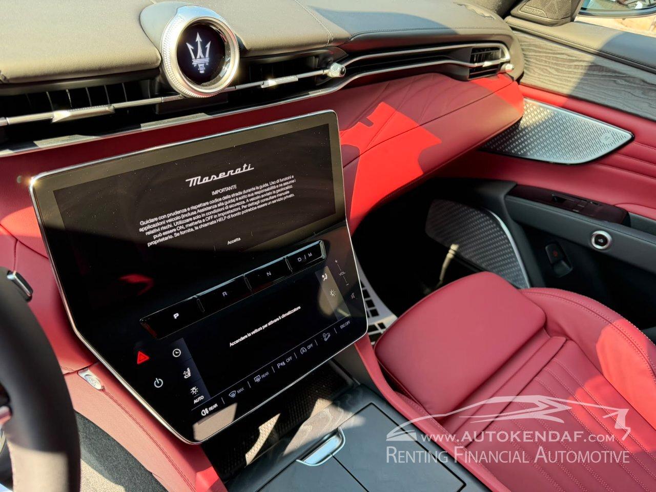Maserati Grecale 2.0 mhev Modena 330cv auto