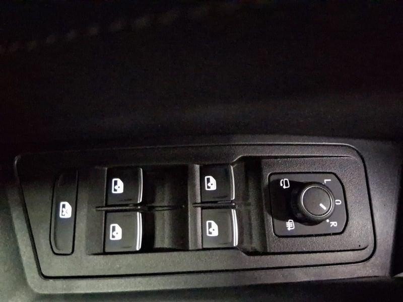 Volkswagen T-Roc 2.0 TDI SCR 150 CV DSG R-Line