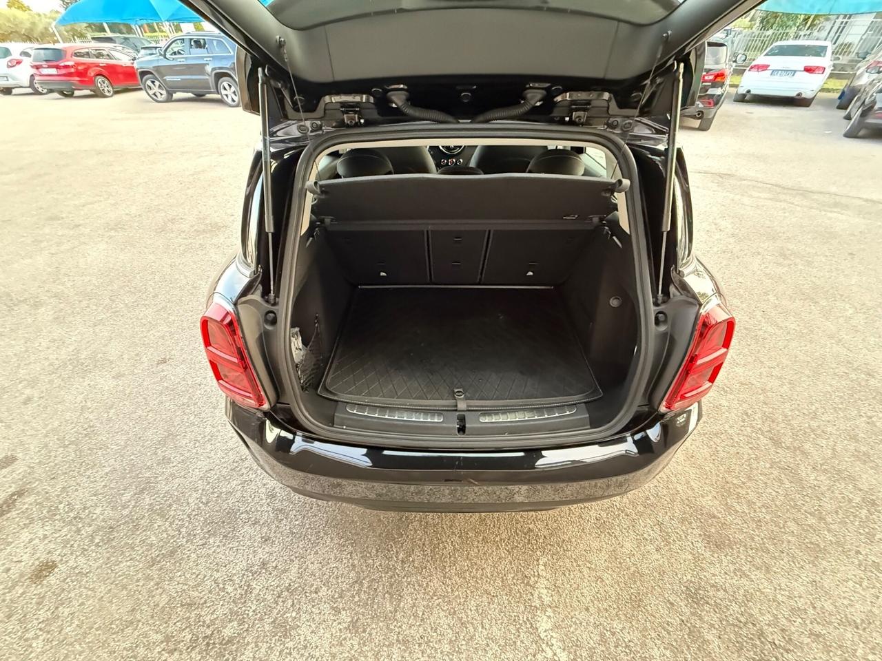 Mini Cooper Countryman 1.5 One - Automatica