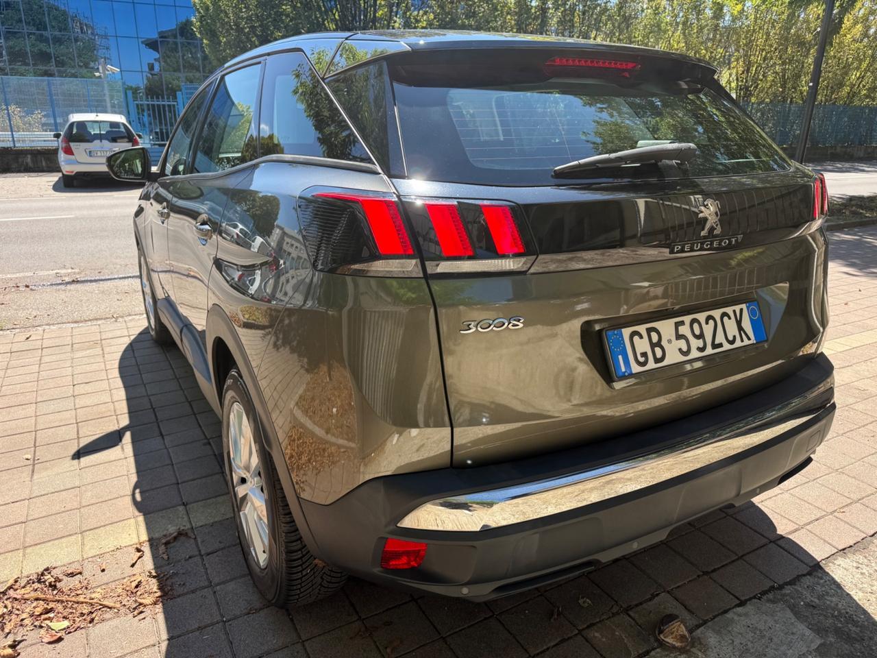 Peugeot 3008 BlueHDi 130 S&S Business