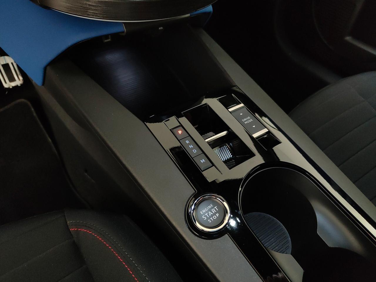 Lancia Ypsilon Hybrid e-DCT HF Line