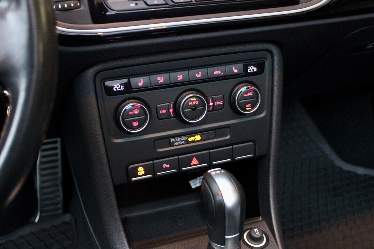 Volkswagen Maggiolino Cabrio 2.0 TDI DSG SENSORI SEDILI RISCALDATI