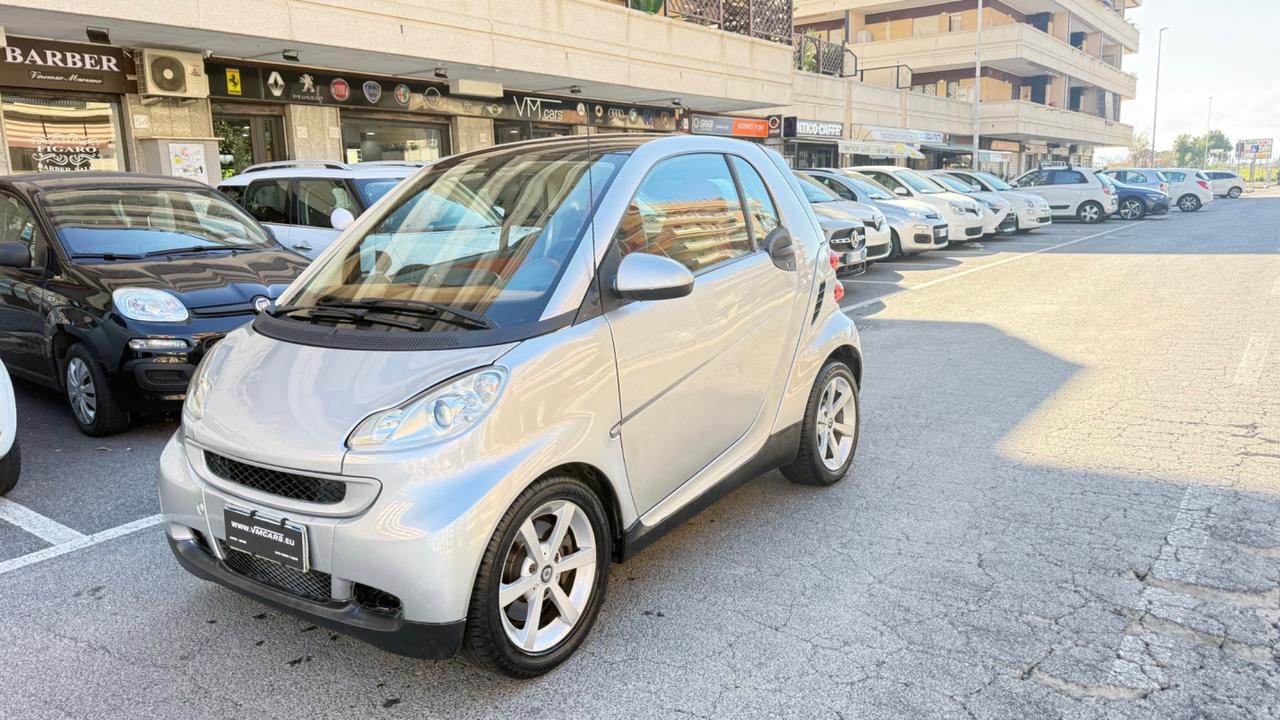 Smart ForTwo 1000 52 kW coupé passion LELED NAVI CERCHI 15