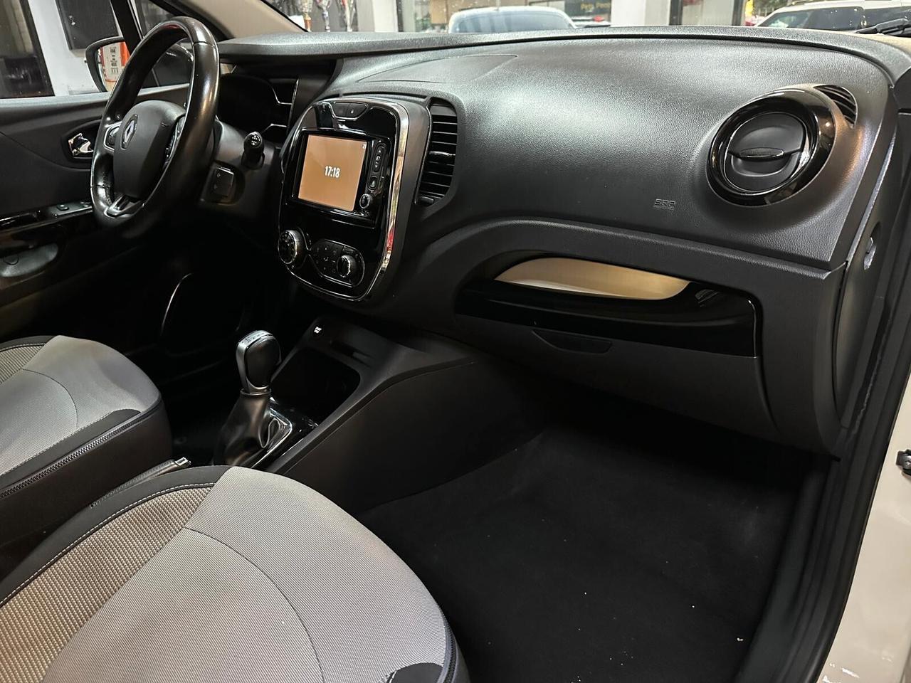 Renault Captur dCi 8V 90 CV AUTOMATICA FULL OPT. IDEALE PER NEOPATENTATI PERFETTA!!!