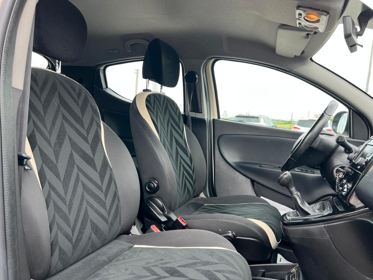 Lancia Ypsilon 1.3 MJT 16V 95 CV 5 porte S&S Opening Edition