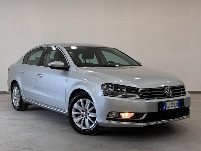 Volkswagen Passat 2.0 TDI Highline BlueM. Tech.