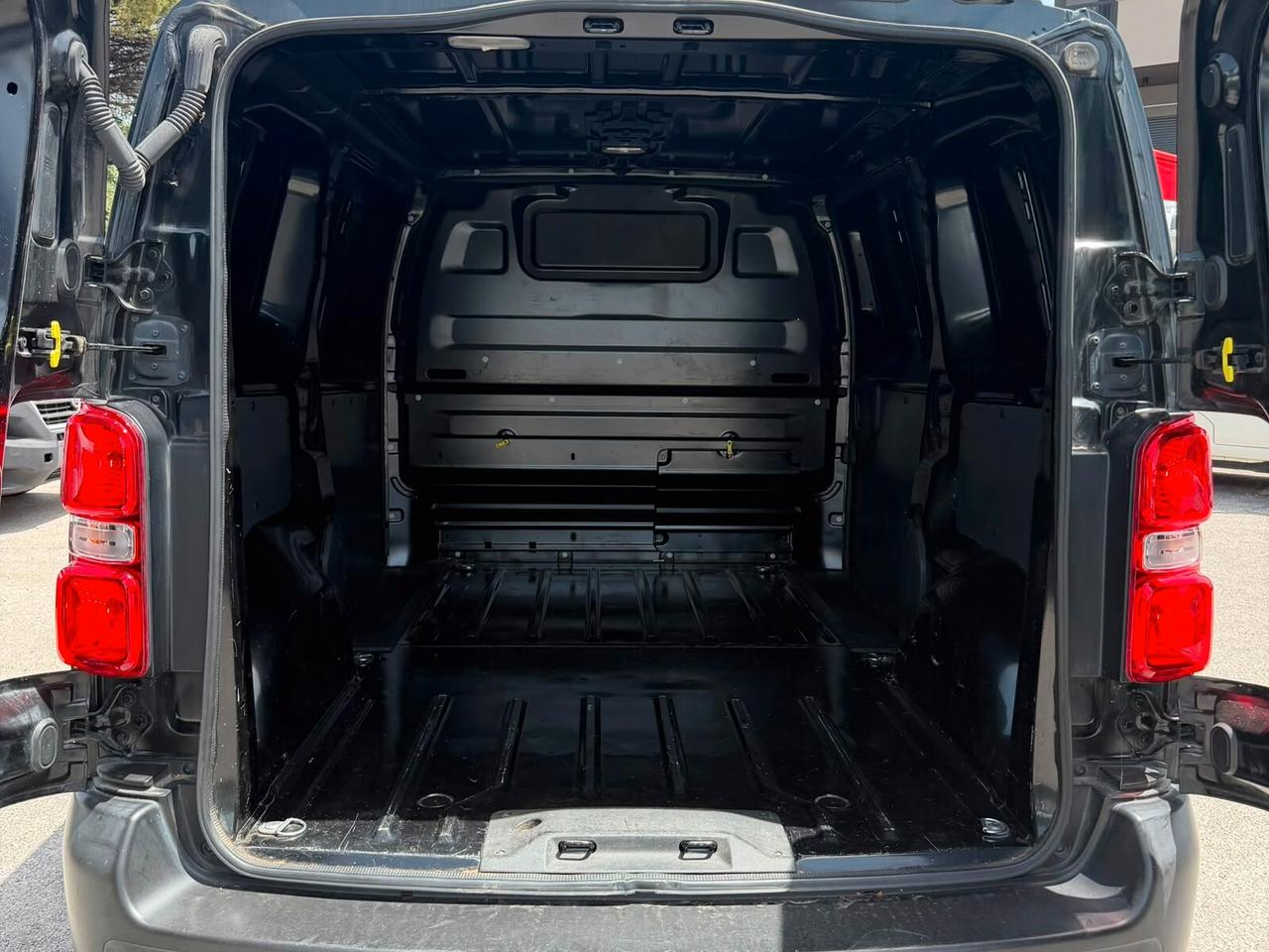 PEUGEOT EXPERT 1.5hdi FURGONE