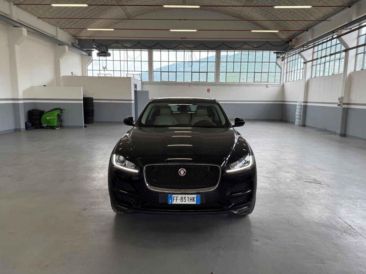 Jaguar F-Pace 2.0 D 180 CV 2016 euro6