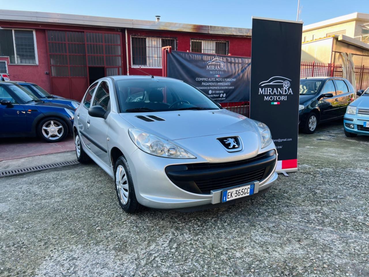Peugeot 206 CON 12 MESI DI GARANZIA INCLUSI NEL PREZZO
