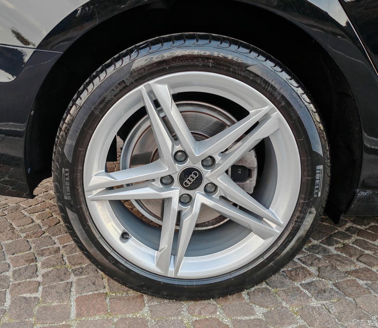 Audi A4 Avant 2.0 TDI 136 CV S tronic Business Advanced