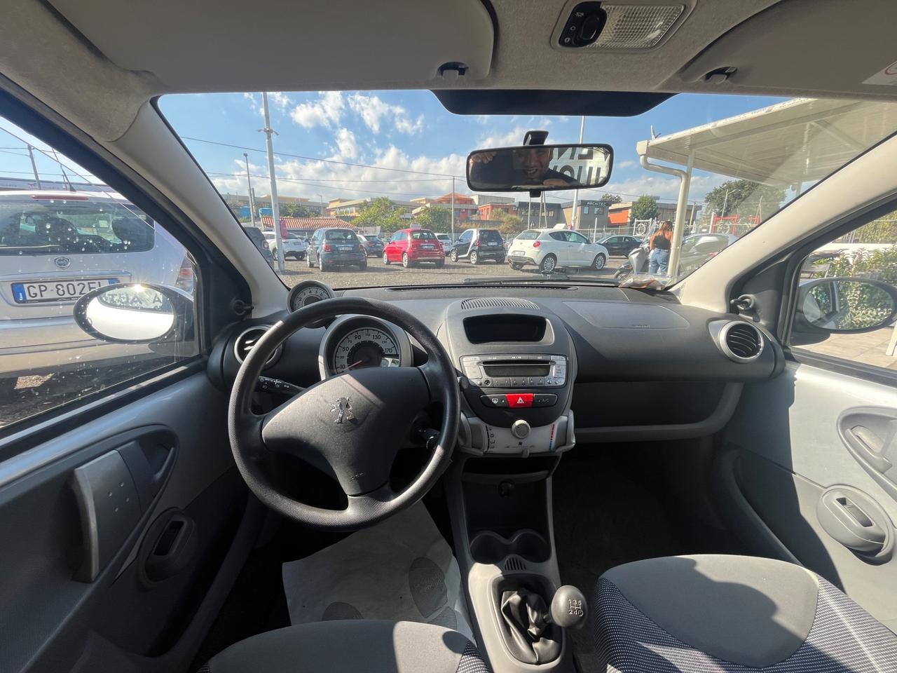 Peugeot 107 1.0 68CV 5p. Plaisir