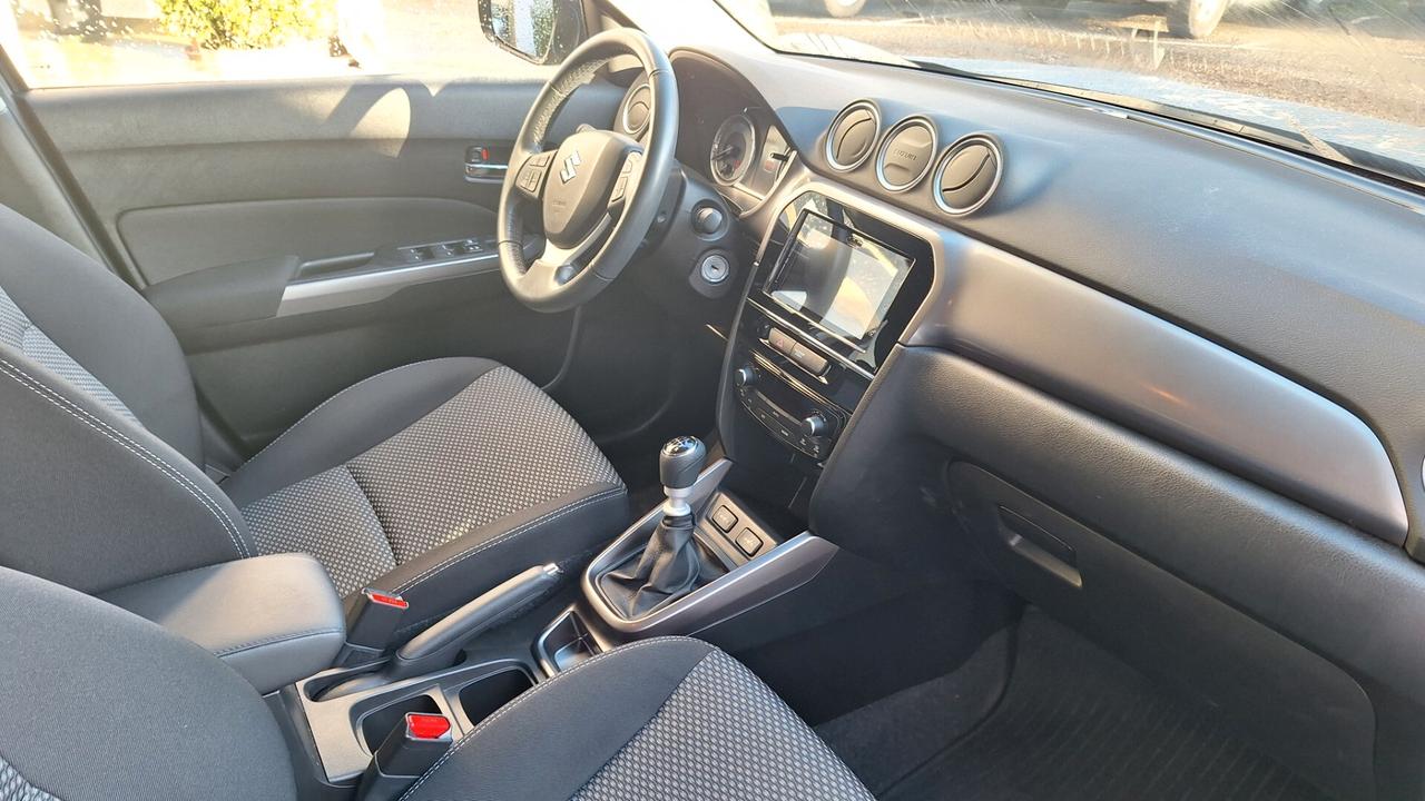 Suzuki Vitara 1.4 Hybrid Cool