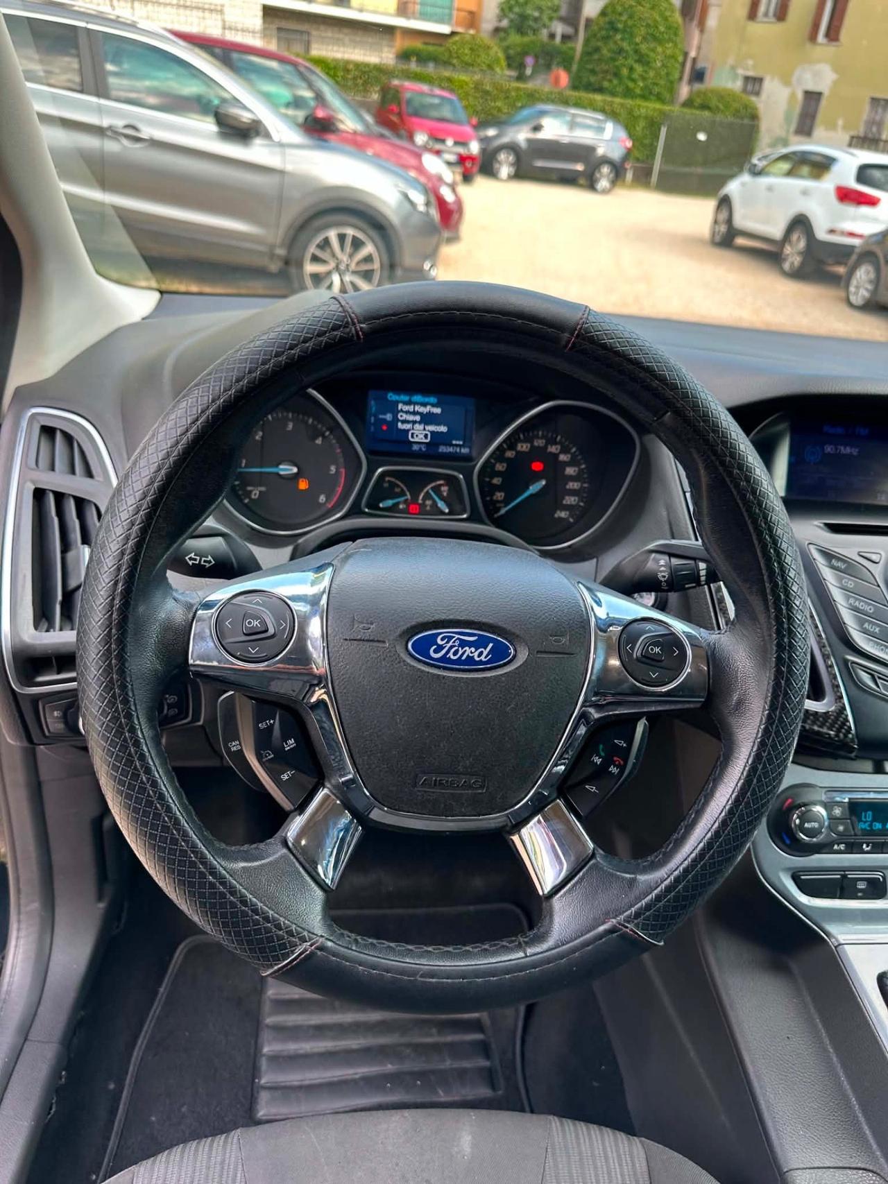 Ford FOCUS 1.6 TDCi 115 CV TITANIUM KMCERT GARANZ