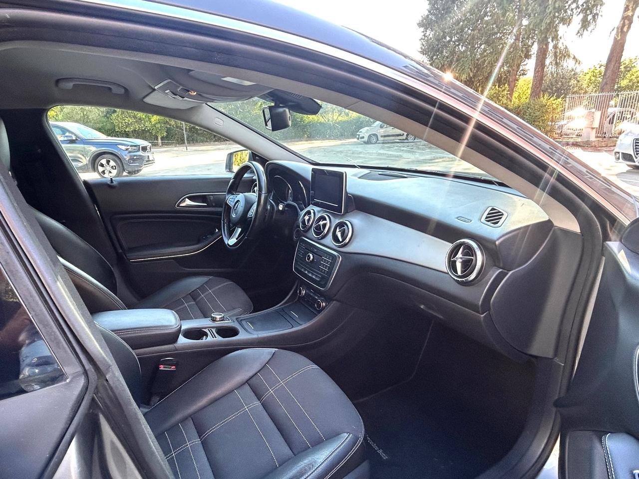 Mercedes-benz CLA 220 d S.W. Automatic Sport