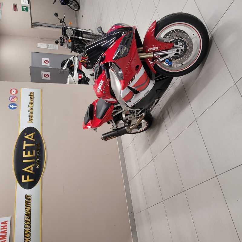 Yamaha YZF R1 - 2000
