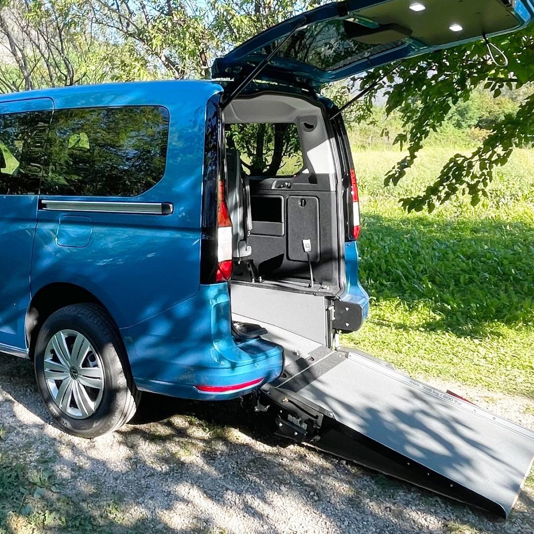 VW Caddy Maxi - Auto per disabili con pianale ribassato
