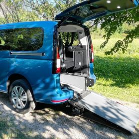 VW Caddy Maxi - Auto per disabili con pianale ribassato