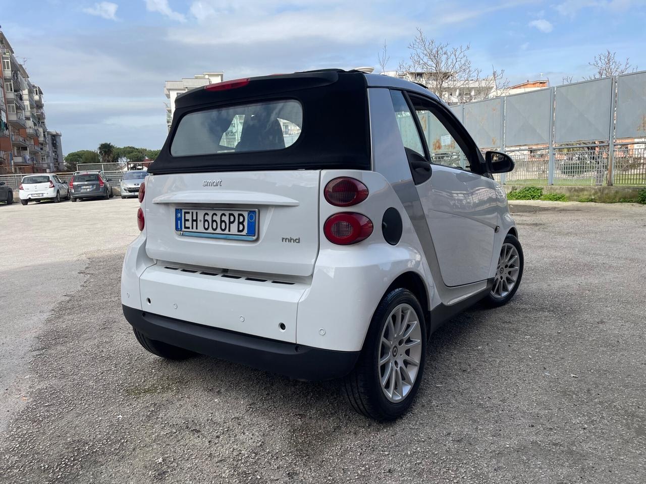 Smart ForTwo Cabrio 1.0 MhD 80mila KM Full 2012