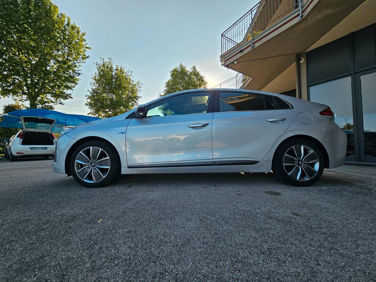 Hyundai Ioniq 1.6 Hybrid DCT Style