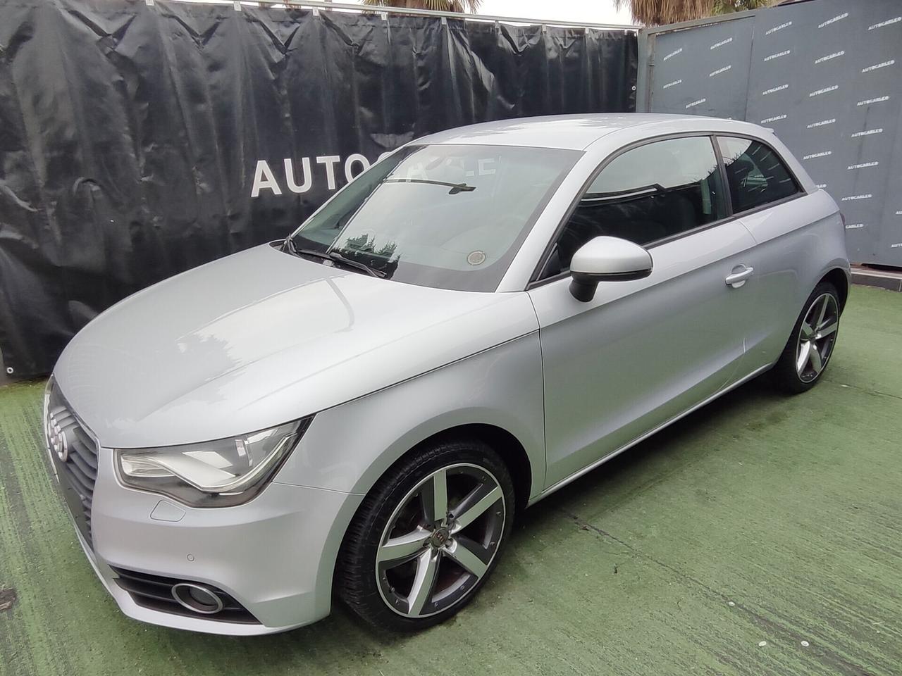 Audi A1 1.6 TDI Attraction 105cv