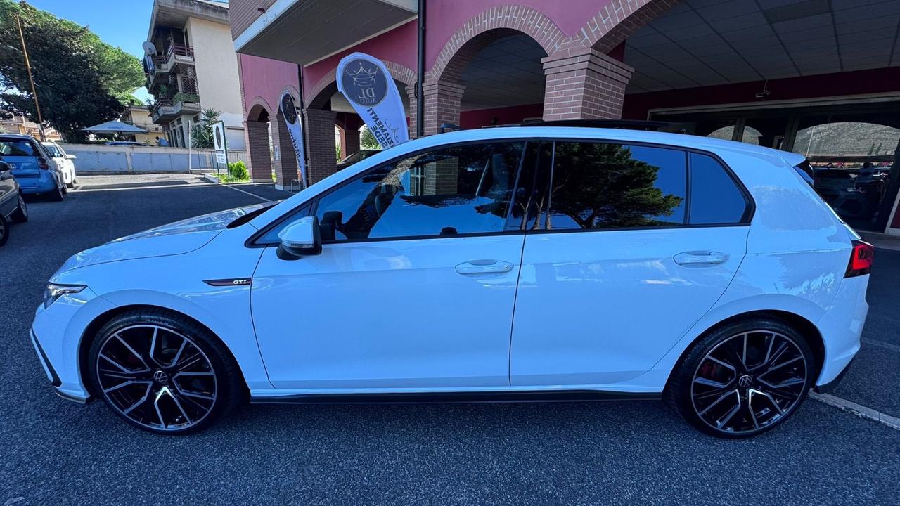 Volkswagen Golf GTI 2.0 TSI DSG