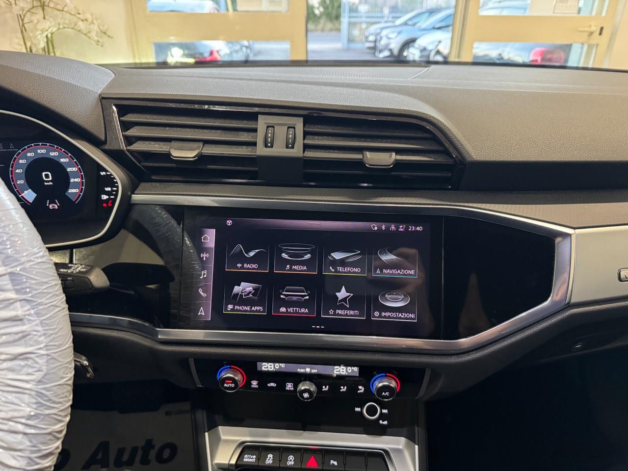 AUDI Q3 SPB 35 TDI S TRONIC IDENTITY BLACK - MY21