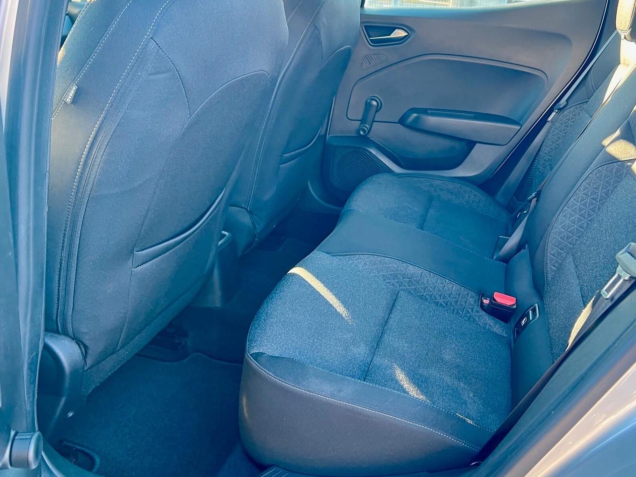 Renault Clio Full Hybrid E-Tech 140 Zen 2021