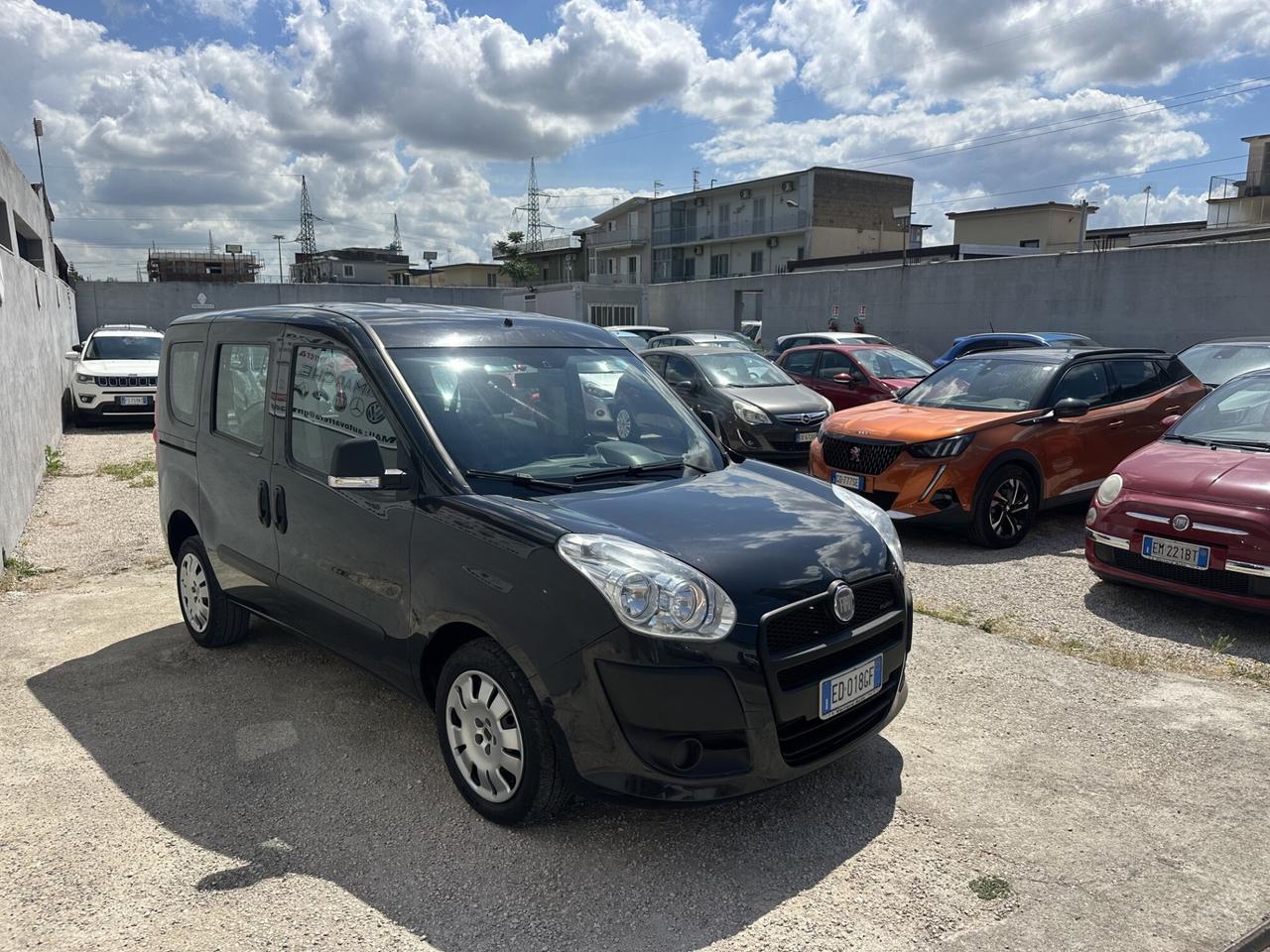 Fiat Doblo 1.6 MJT 105 Cv Emotion 5 Posti Vettura