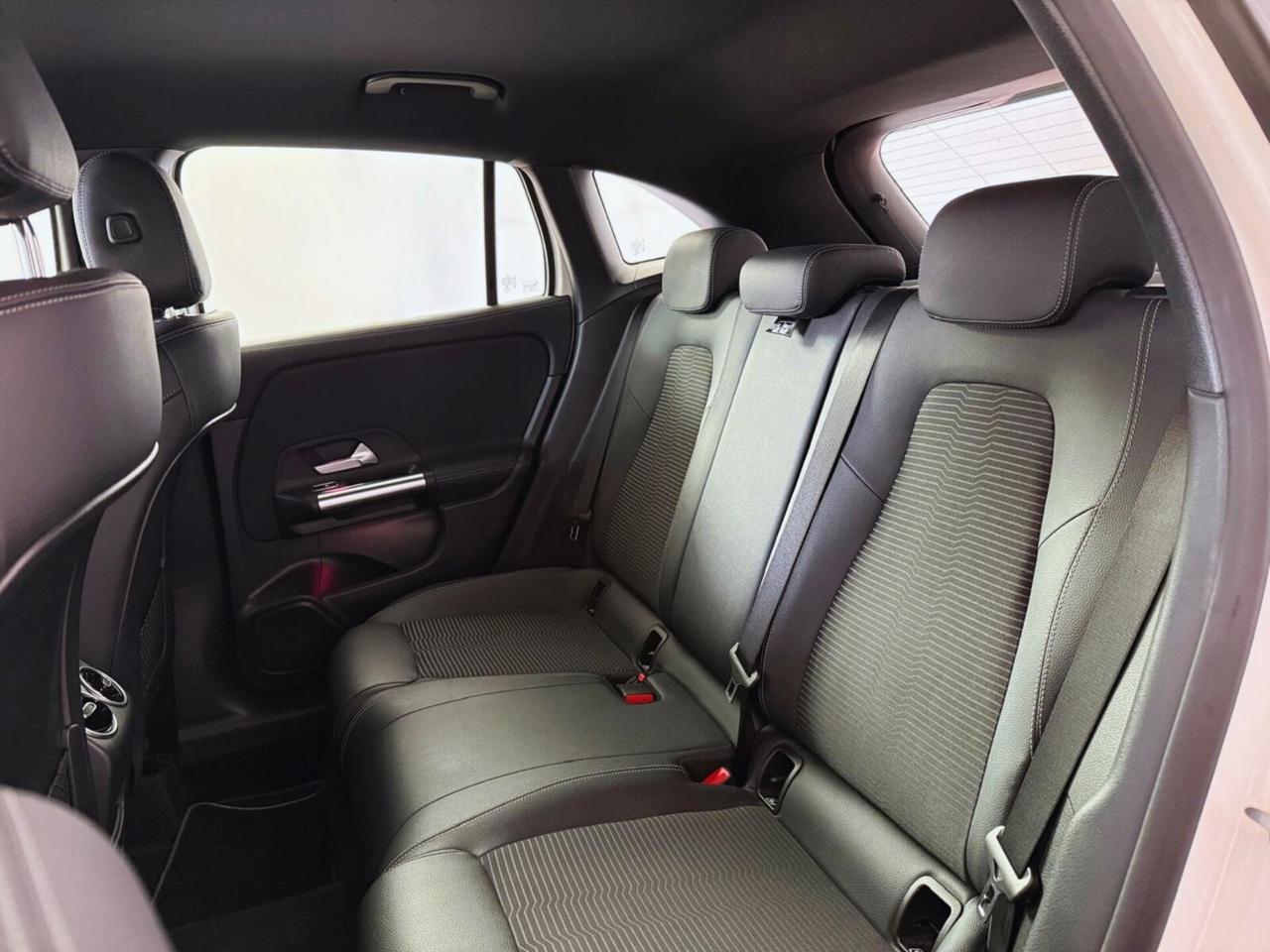 Mercedes-benz GLA 200 d Automatic Premium