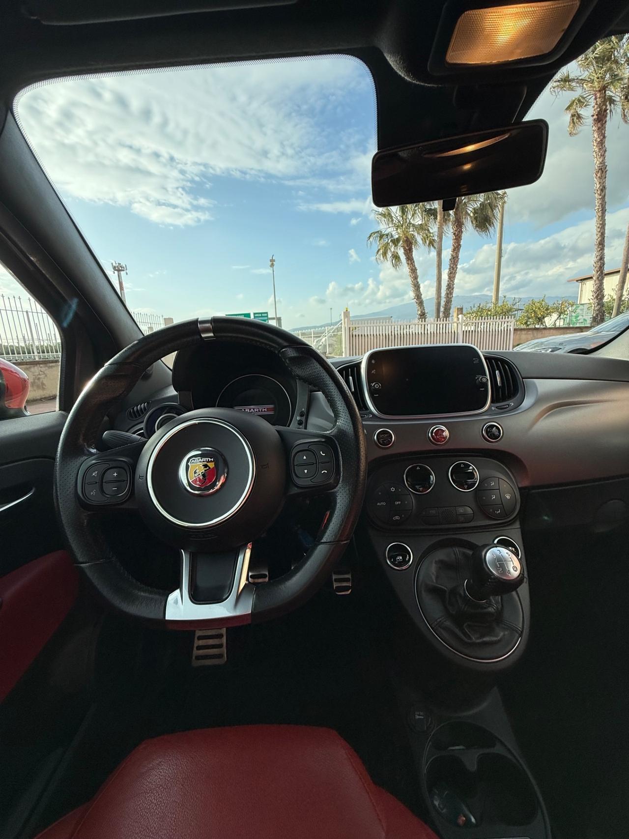 Abarth 595 1.4 Turbo T-Jet 160 CV Pista