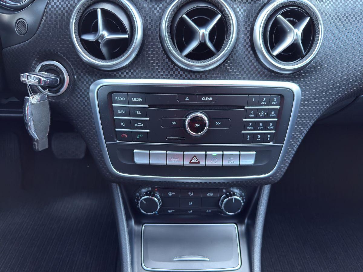 MERCEDES - Classe A - A 200 d 136CV Automatic Premium BLACK EDITION