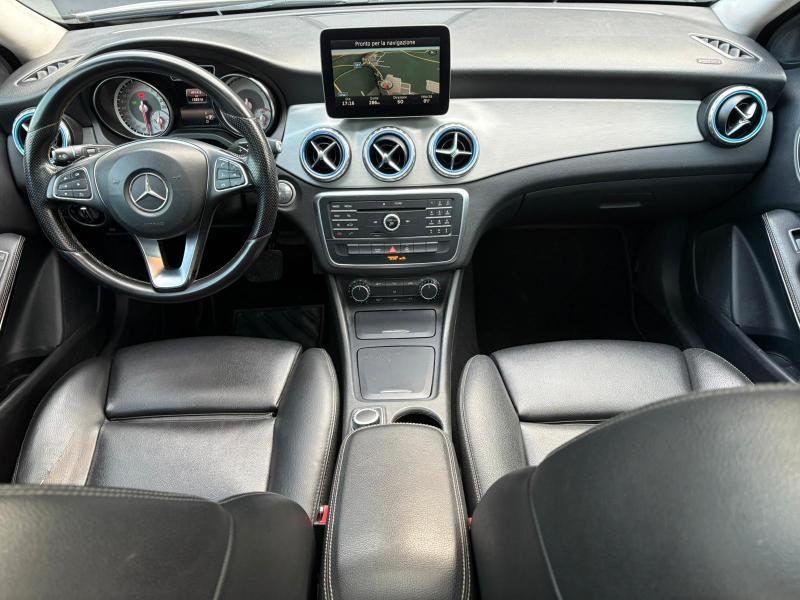 Mercedes GLA 220 2.2 d Premium 177cv auto TETTO