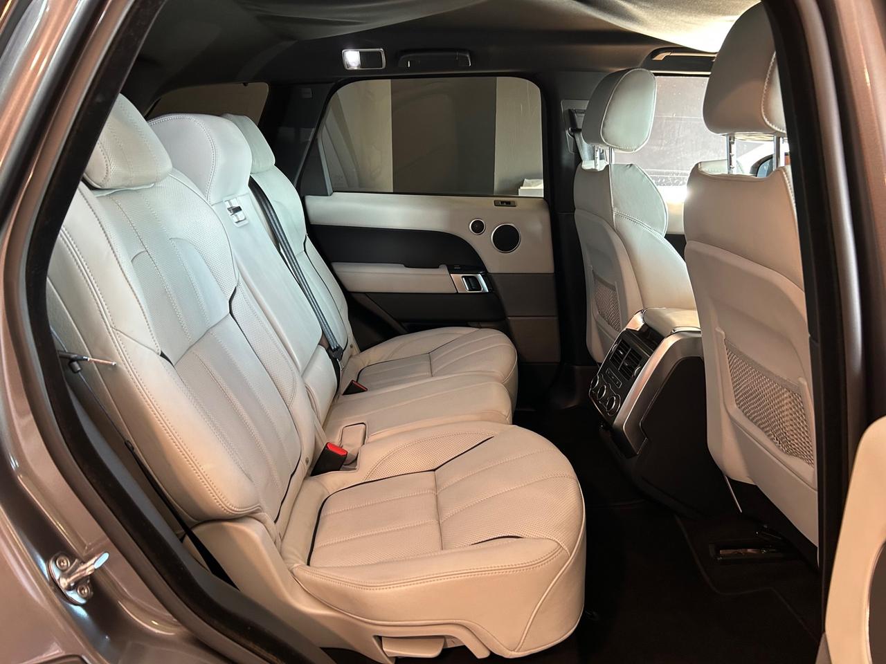 Land Rover Range Sport - 2015 3.0 TDV6 HSE 249 CV 95.000 KM