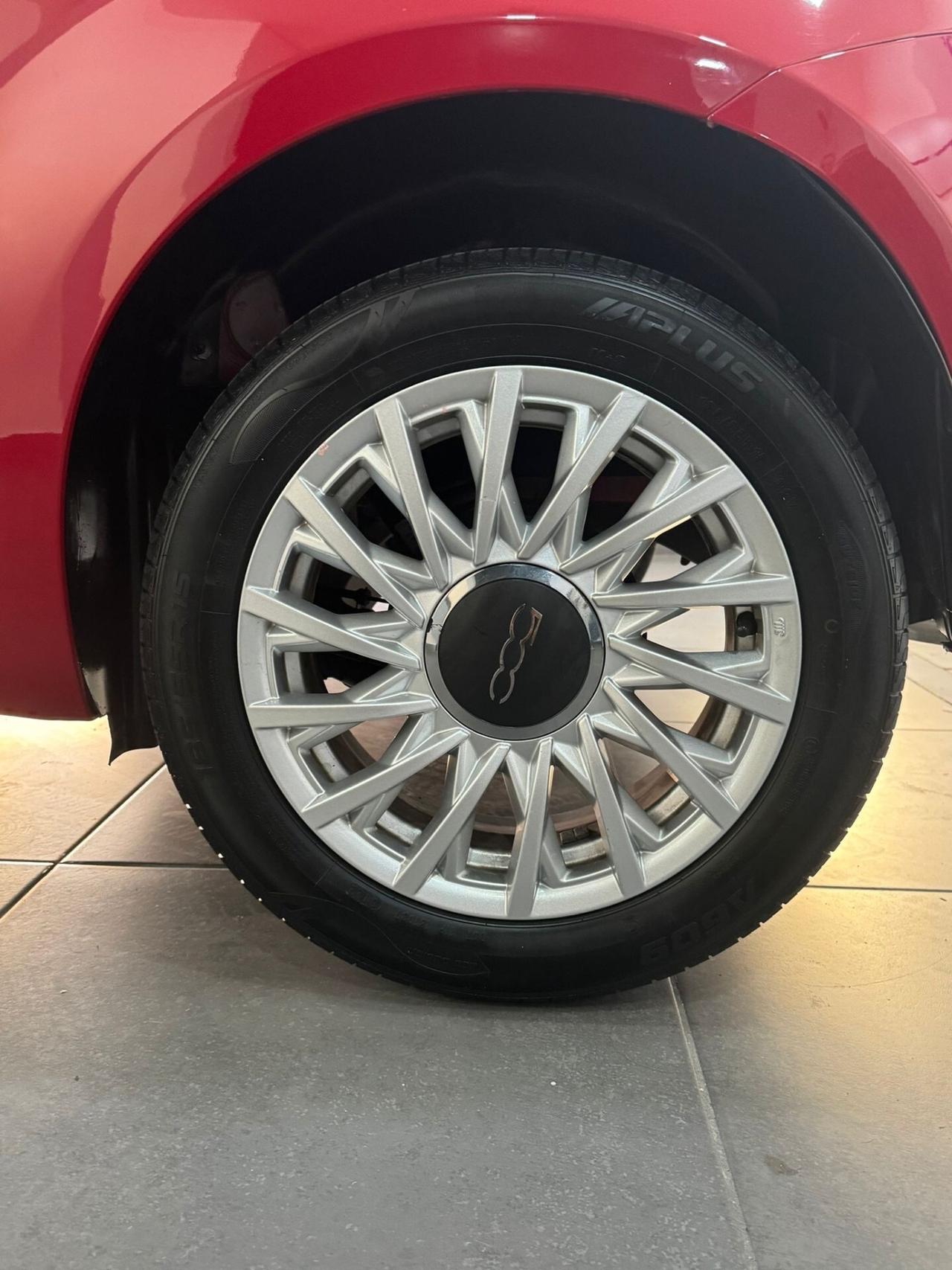 Fiat 500 1.0 Hybrid Dolcevita