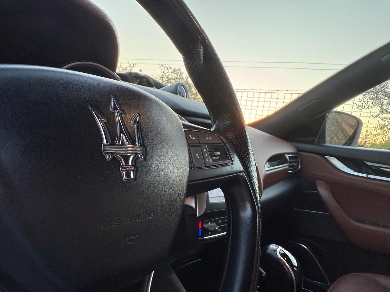 Maserati Levante 3.0D V6 AWD Gransport+HARMAN/FRAU2019