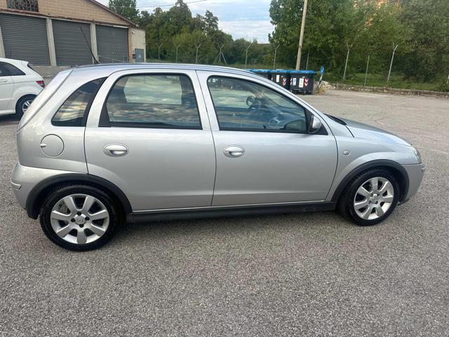OPEL Corsa 134,642km 1.0i 12V 5p Club senza lavoro da fare