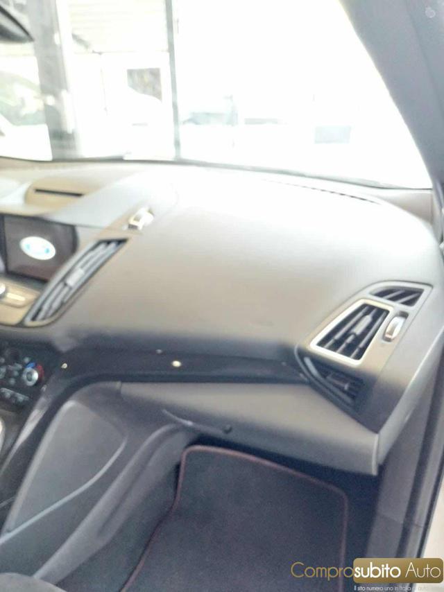 FORD Kuga 1.5 TDCI 120 CV S&S 2WD Powershift ST-Line