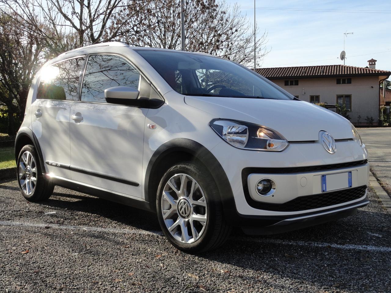 Volkswagen up! 1.0 75 CV 5p. cross