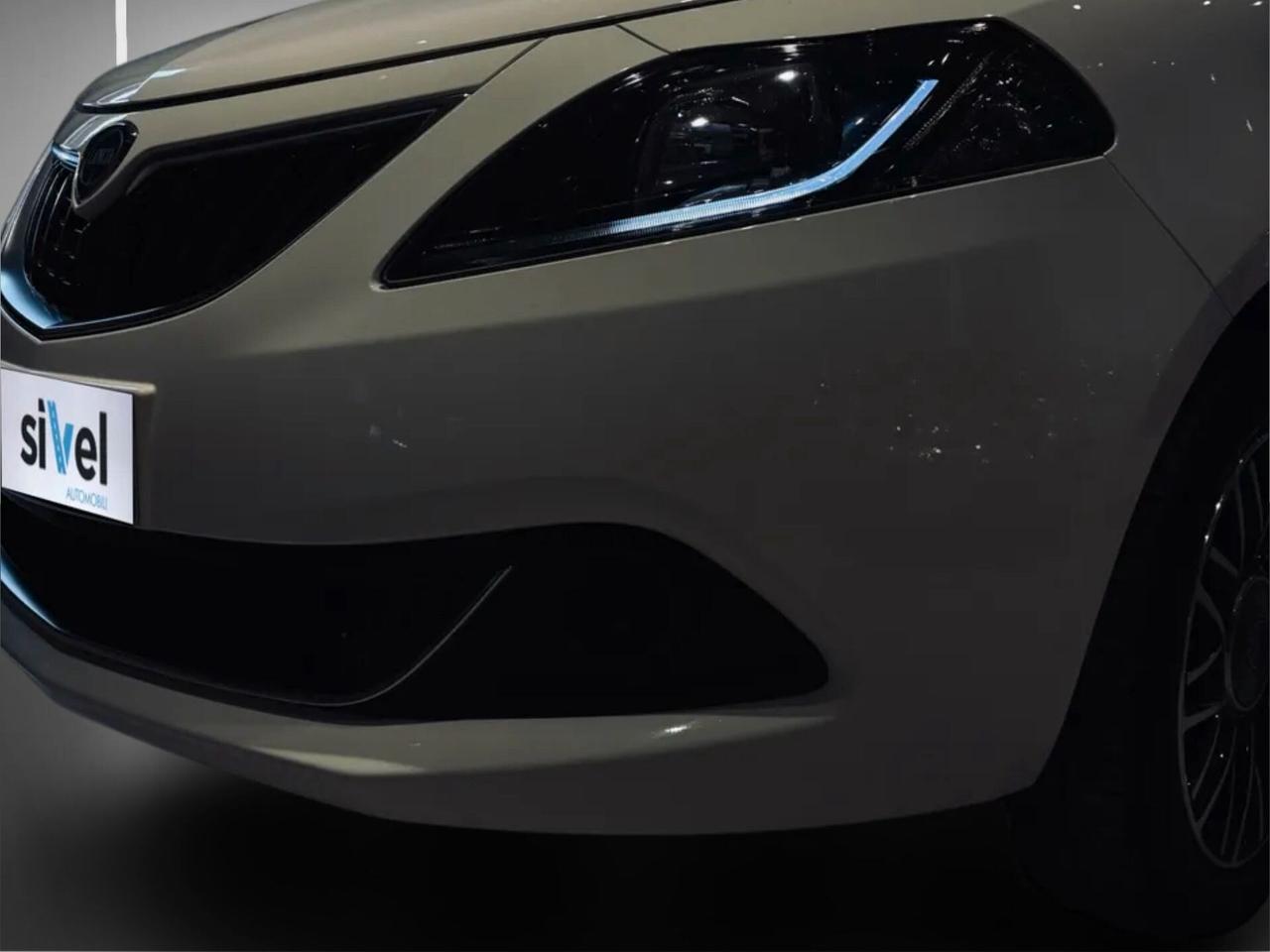 Lancia Ypsilon 1.0 FireFly 5 porte S&S Hybrid Gold Plus