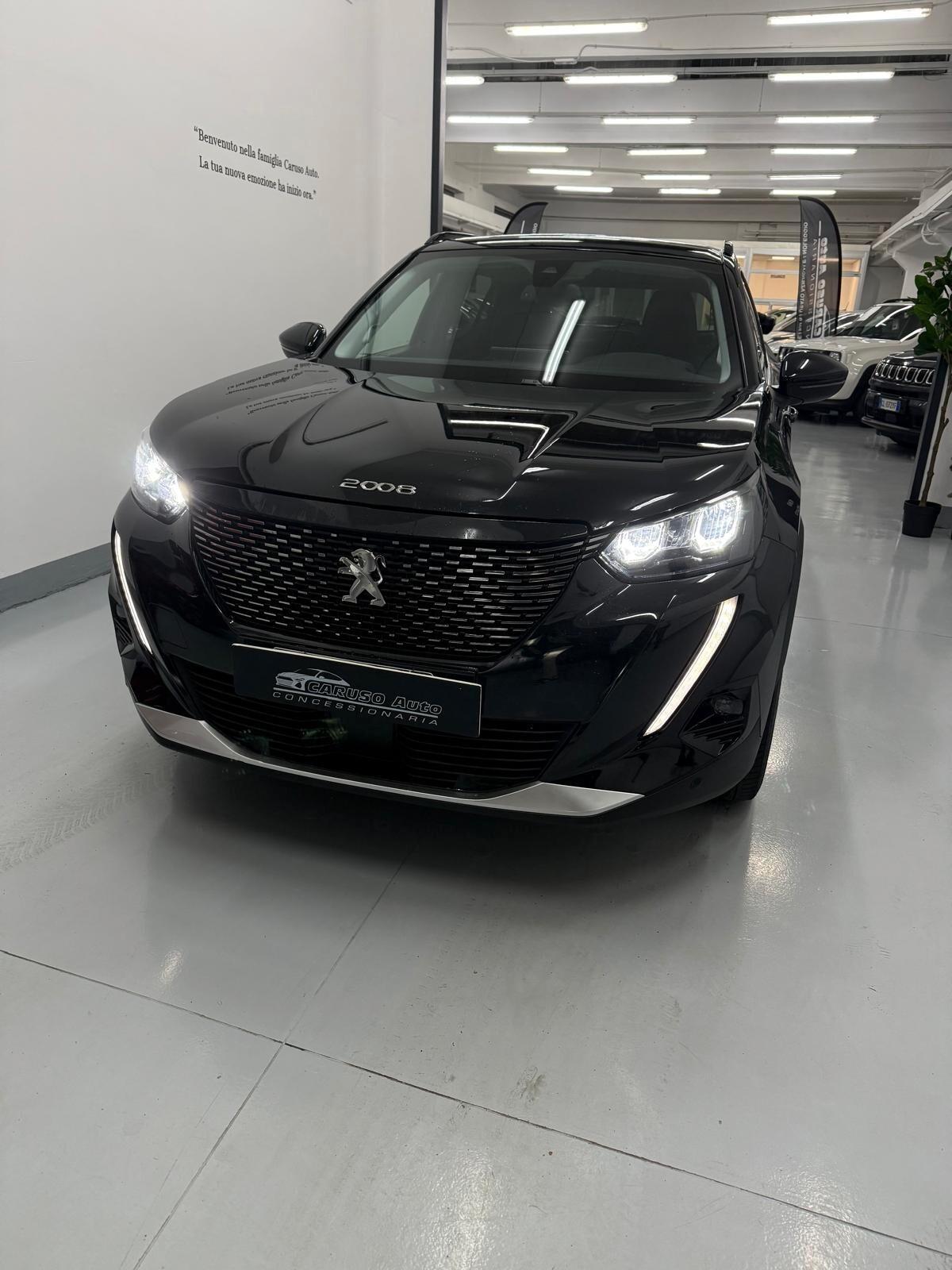 Peugeot 2008 BlueHDi 100 S&S Allure Navi Pack