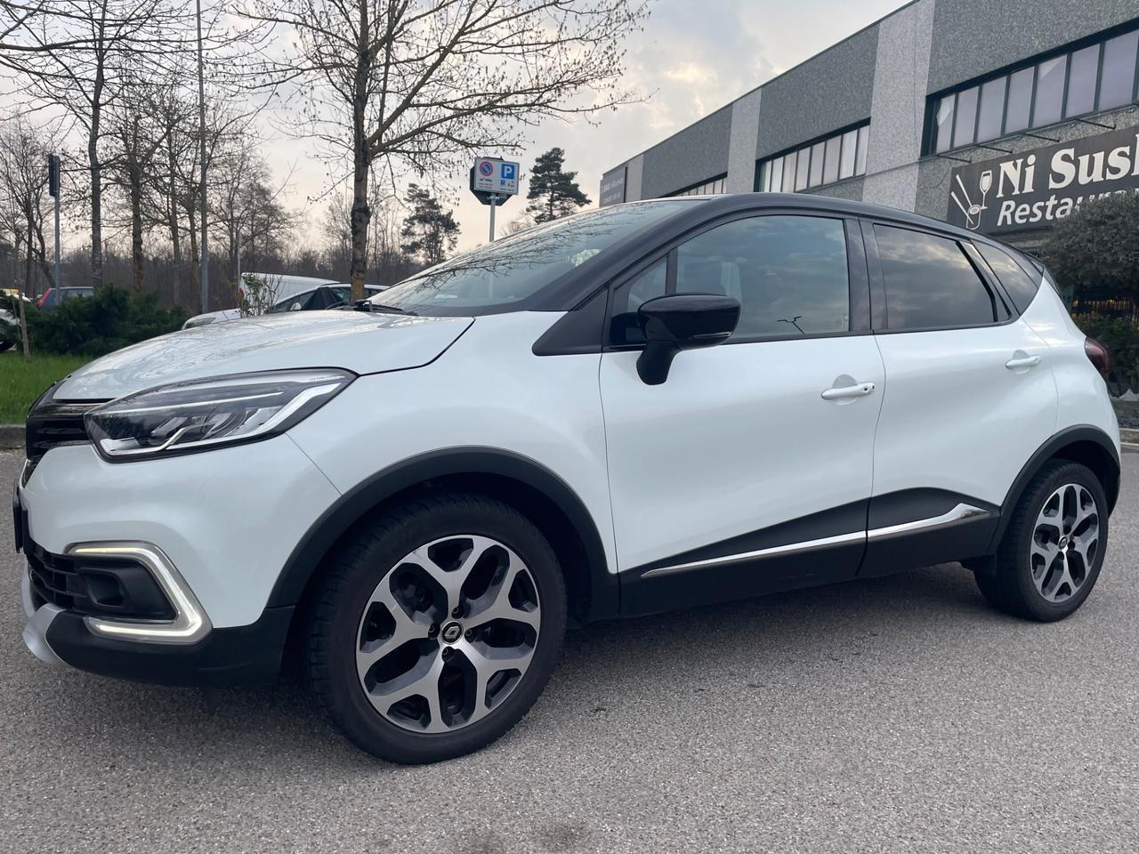 Renault Captur TCe 130 CV*Neopatentati*Navi*Solo 95000km*