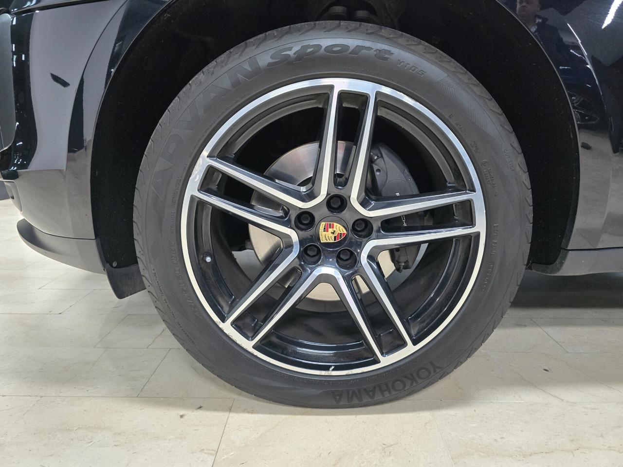 Porsche Macan 2.0 Tetto Panorama