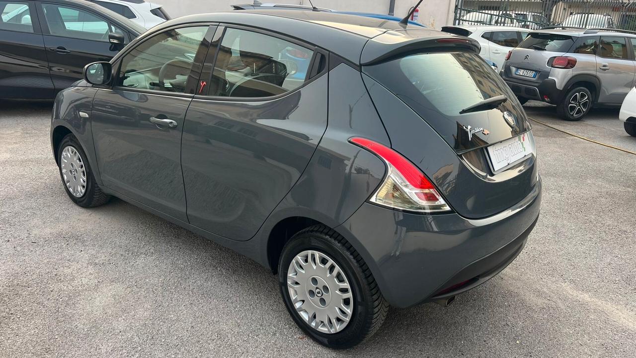 Lancia Ypsilon 1.2 69 CV 5 porte GPL Ecochic Gold