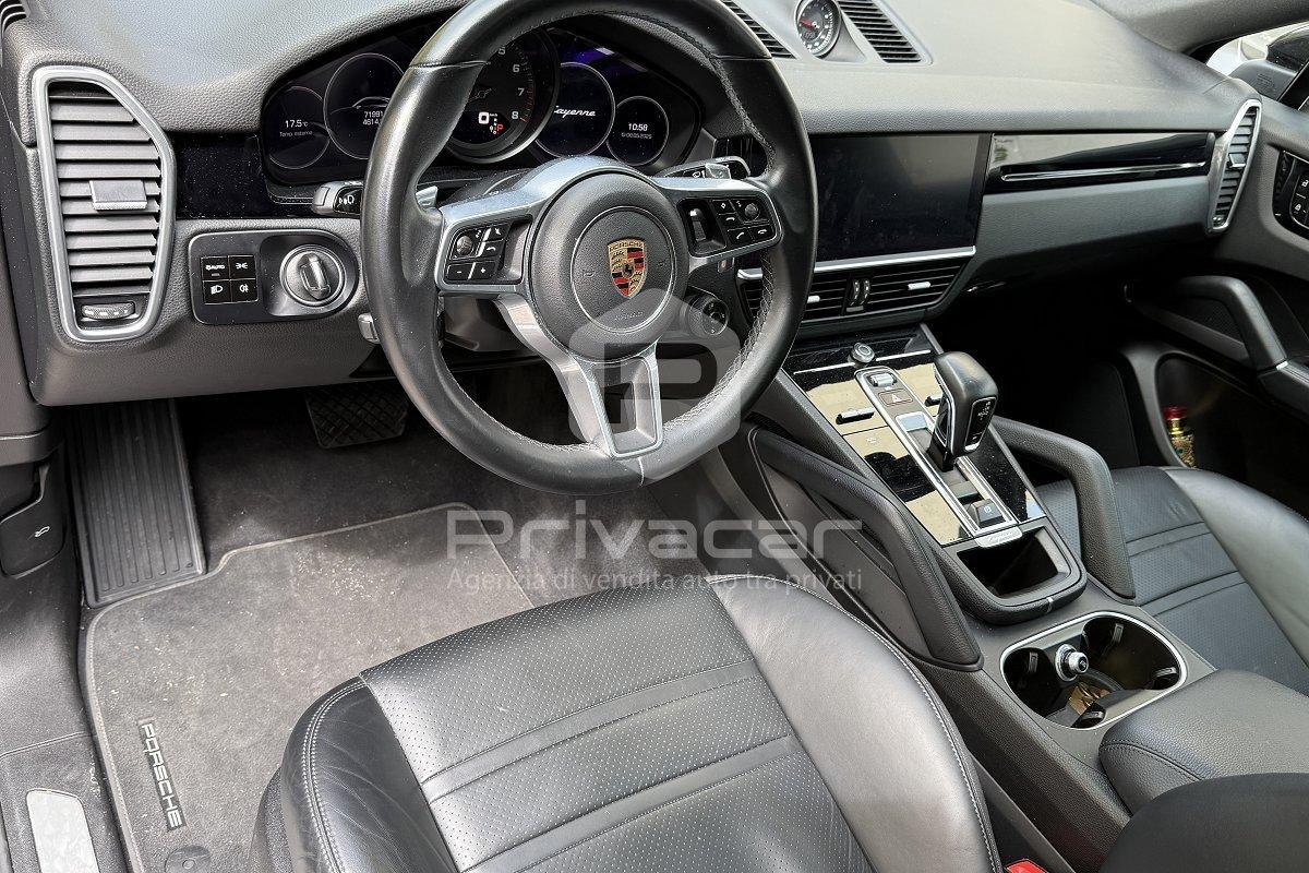 PORSCHE Cayenne Coupé 3.0 V6