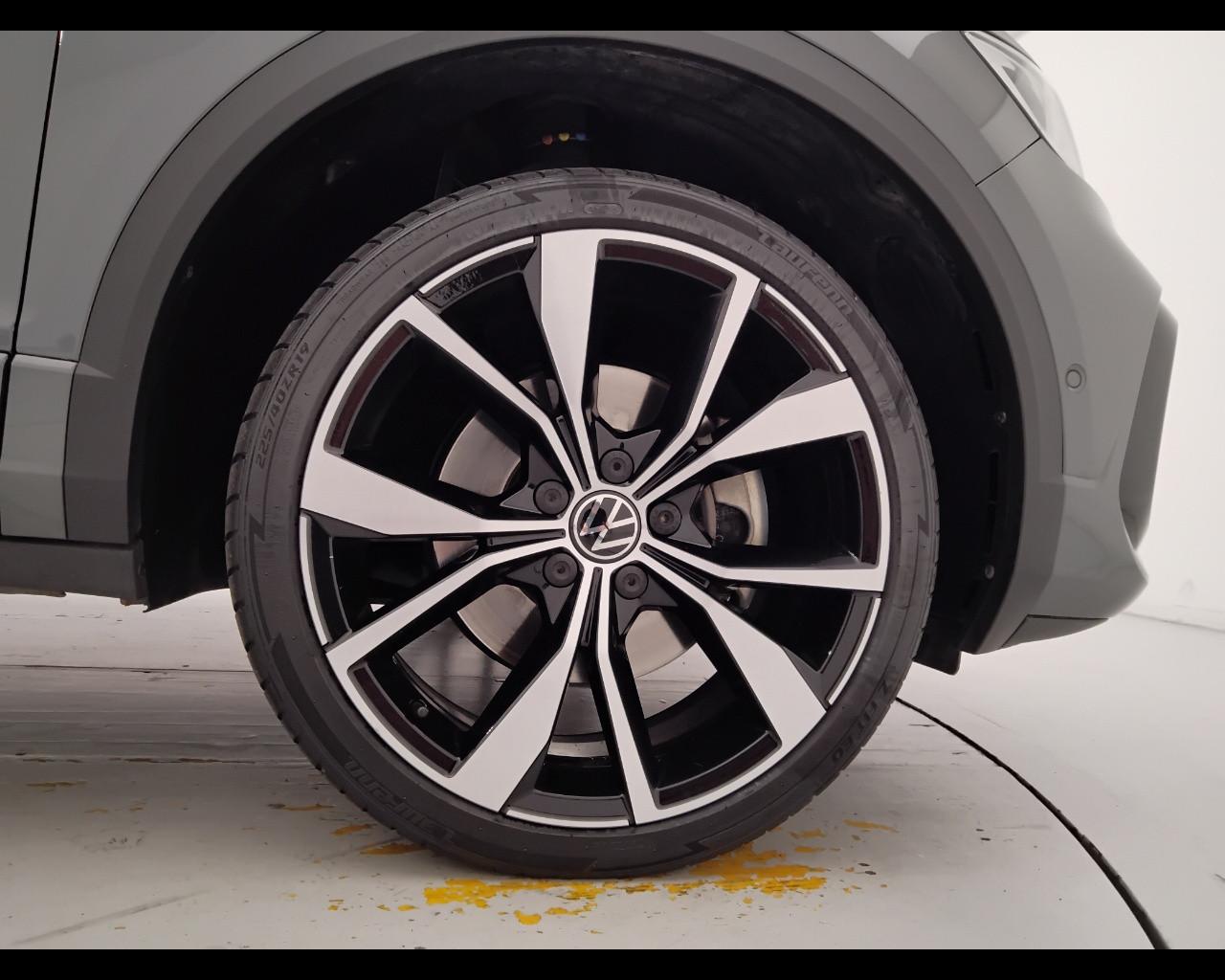 VOLKSWAGEN T-Roc 2022 - T-Roc 1.0 tsi R-Line 110cv