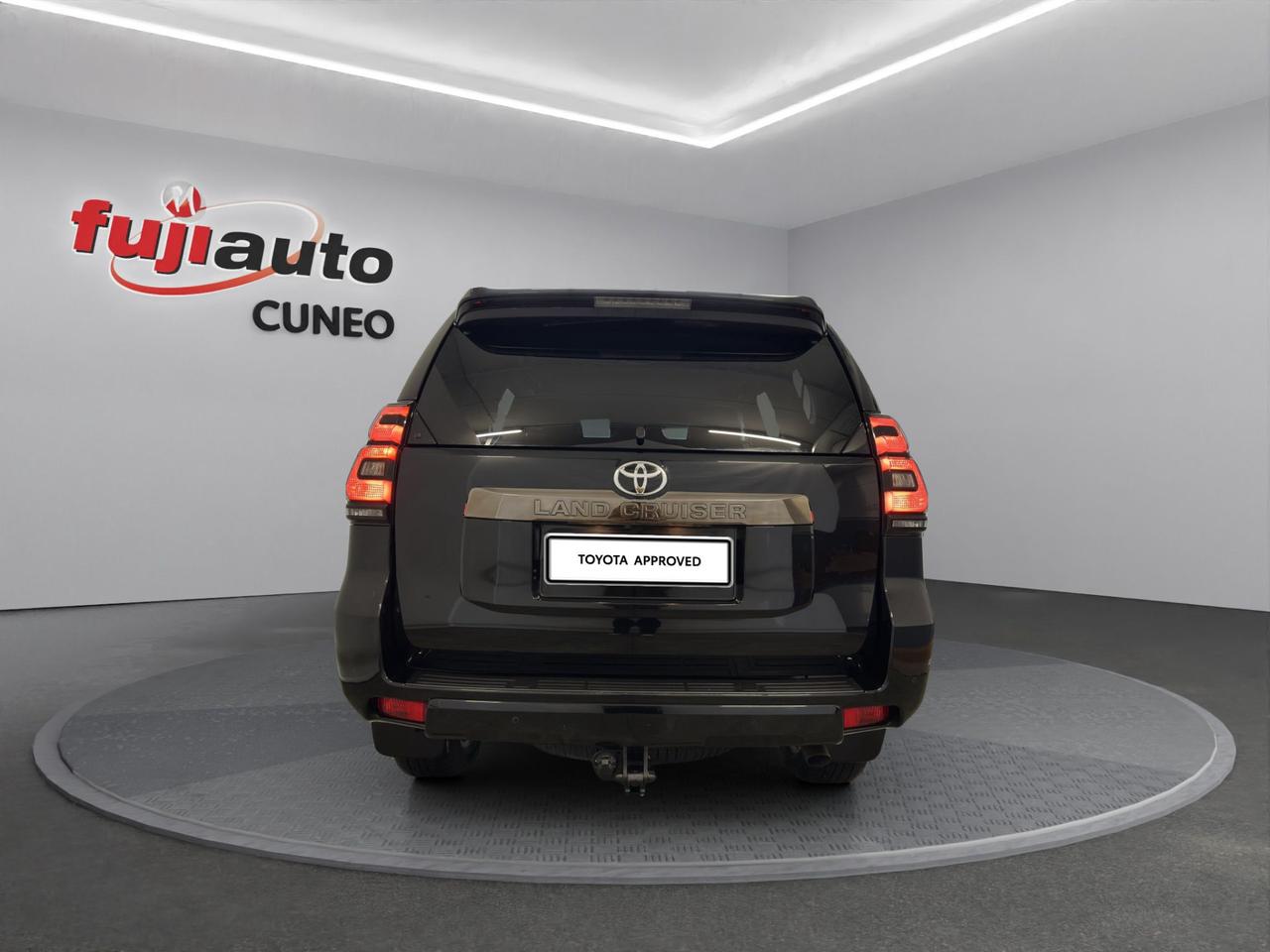 Toyota Land Cruiser 5p 2.8 d-4d Anniversary auto